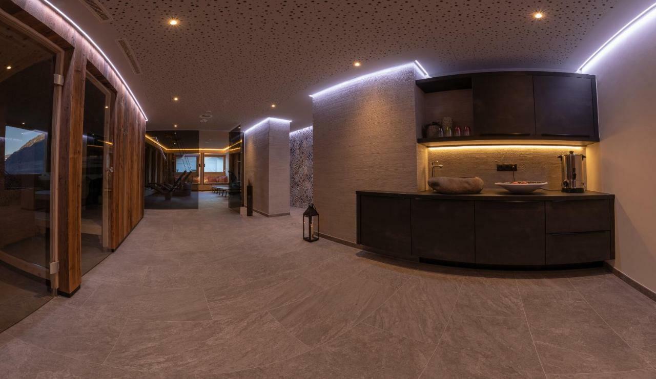 Appartement Zillertal Klee Mit Restaurant Kleementine Рид-им-Циллерталь Экстерьер фото