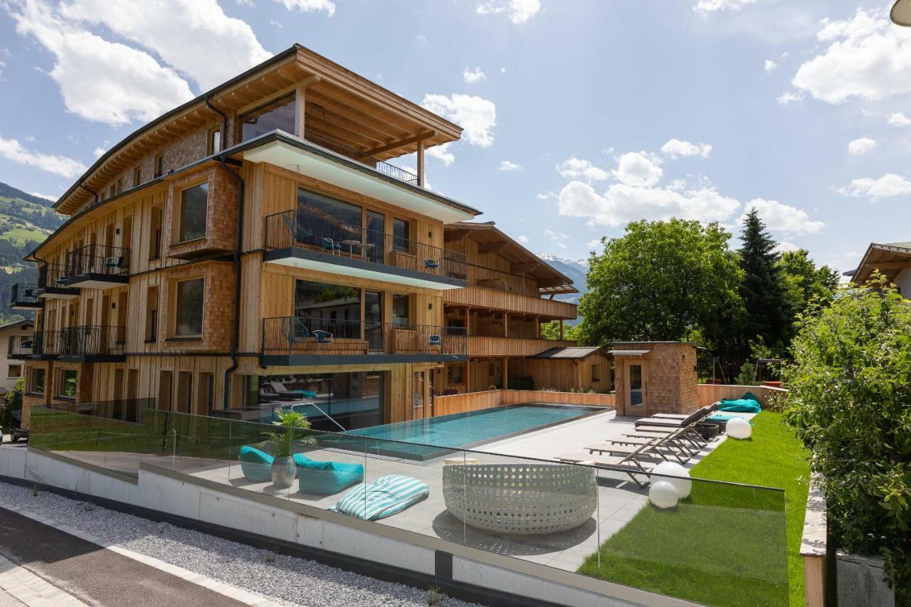 Appartement Zillertal Klee Mit Restaurant Kleementine Рид-им-Циллерталь Экстерьер фото